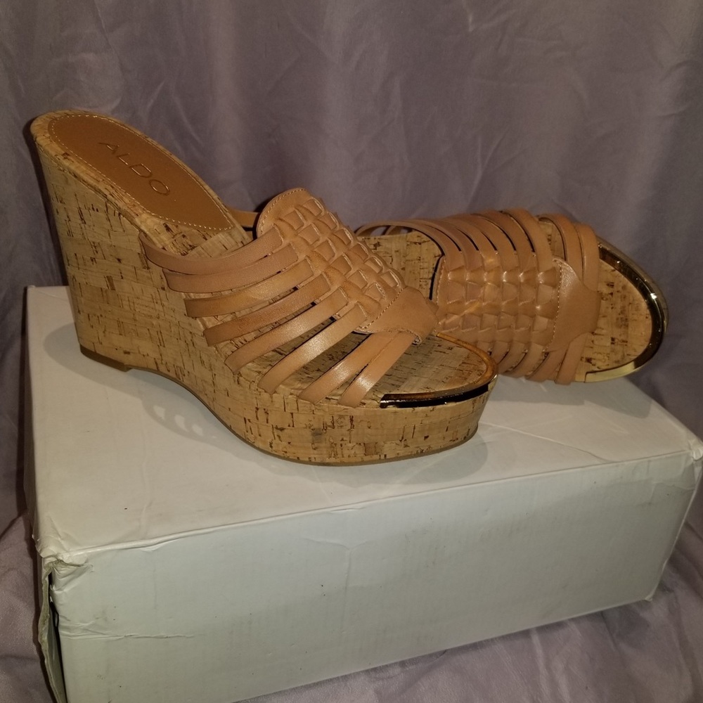 Tan Colored Hurache Style shoes from ALDO